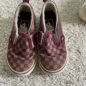 Vans Kids Checkered Slip-On Shoes - Burgundy